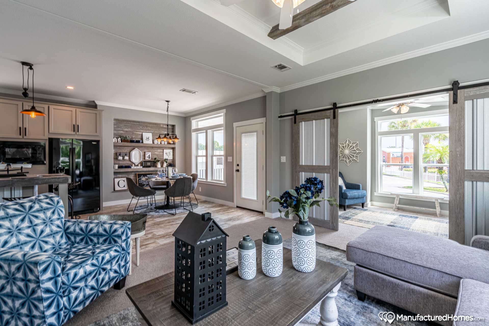 Lifestyle Cottage Farmhouse 28522J by Palm Harbor Homes Palm Harbor